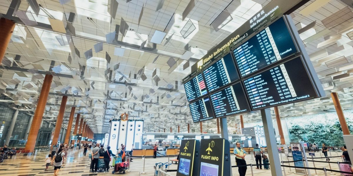 airport departure screen monitors